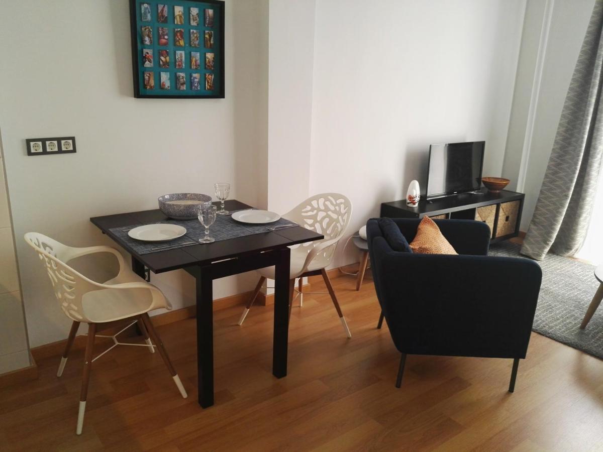 Apartamento Cervantes Malaga Exterior photo